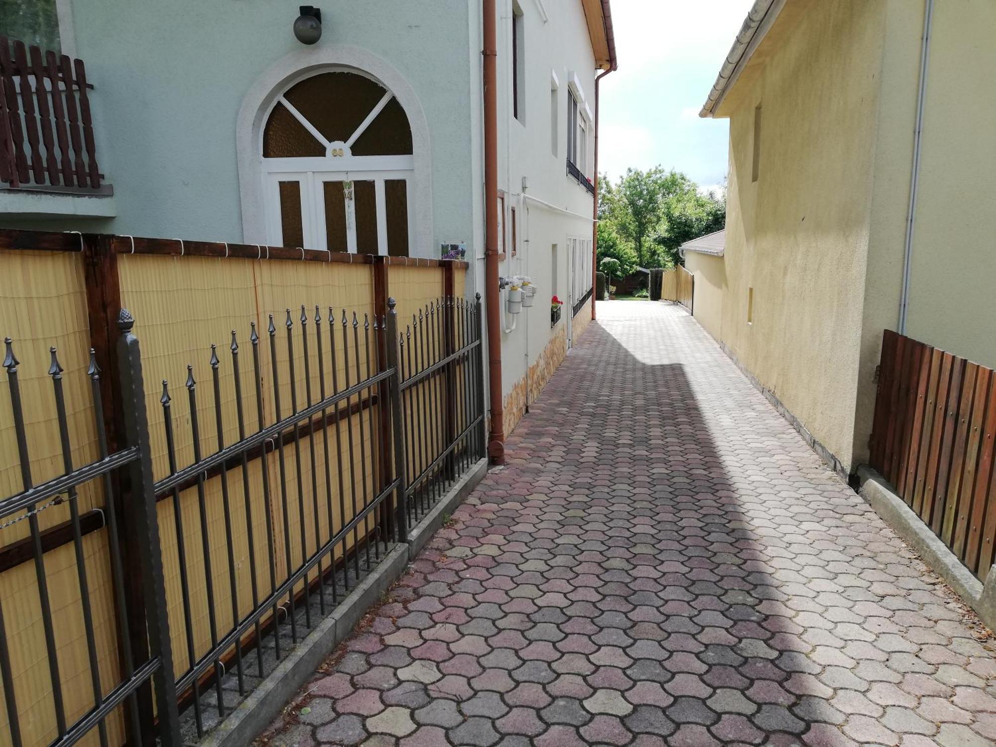 Aal Vendeghaz Apartment Heviz Exterior photo