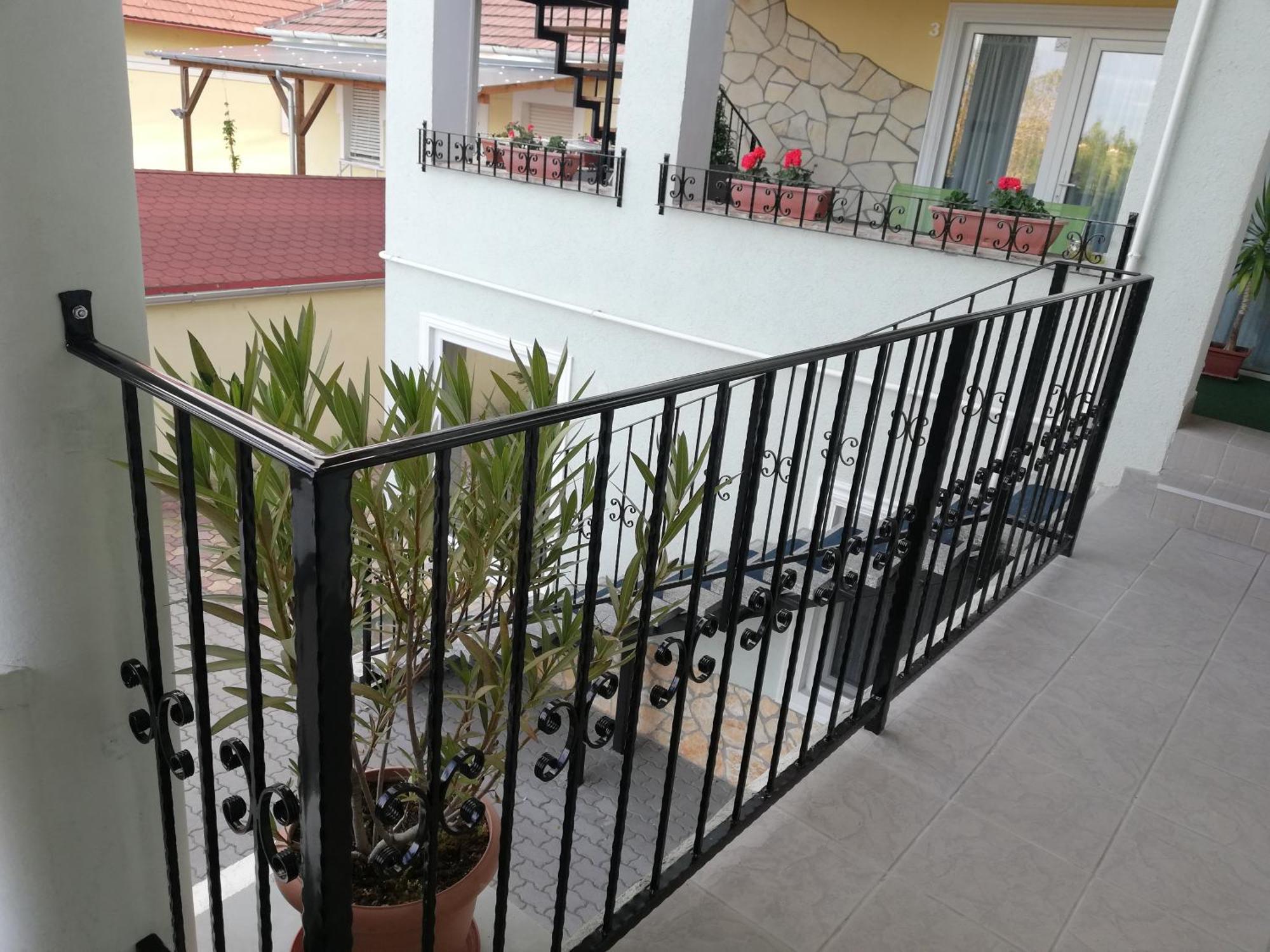 Aal Vendeghaz Apartment Heviz Exterior photo