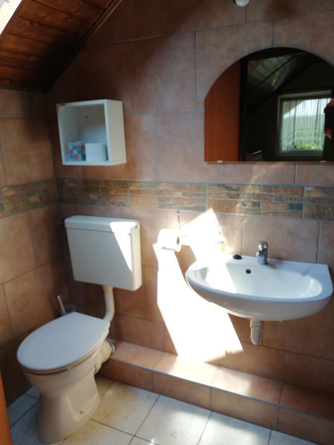 Aal Vendeghaz Apartment Heviz Exterior photo